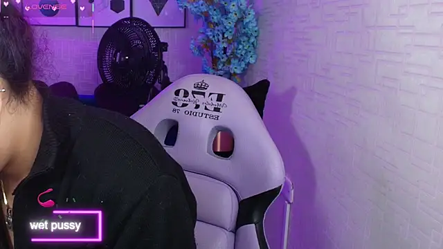 Theia moon online show from October 4, 2:11 pm