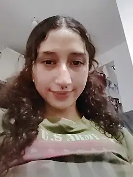 Queenjenn   online show from November 24, 9:50 pm