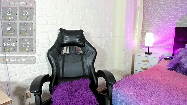 sweet kitty0110 online show from January 15, 8:26 pm