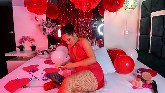 valtira nova online show from February 14, 8:11 pm