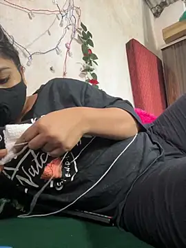 Black Glow online show from September 13, 10:23 am