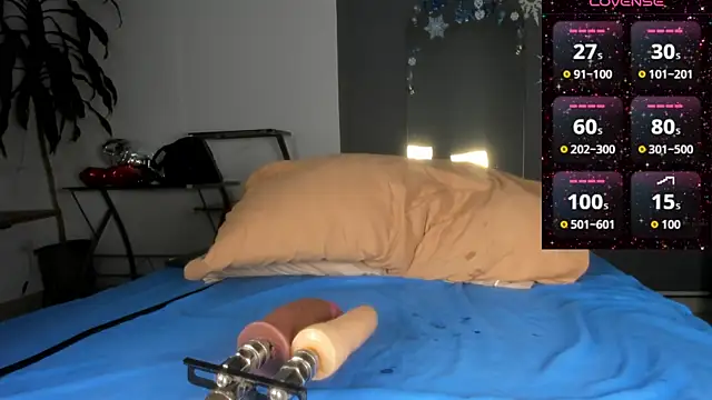 ariana nix online show from December 2, 7:49 pm