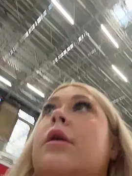 blairbella online show from October 4, 4:22 pm