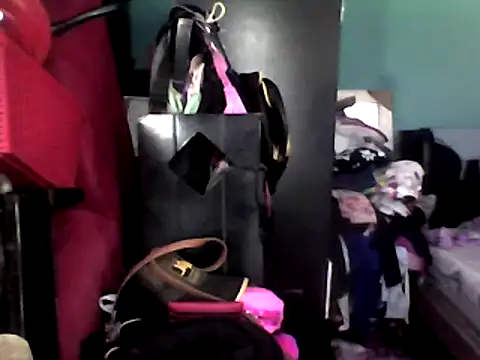 ariana crazzy online show from October 8, 3:49 pm