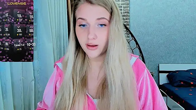 Evacadooo online show from October 29, 10:52 am