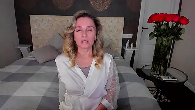 AllisonWilliams online show from September 14, 5:00 pm