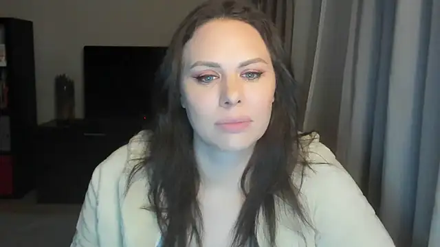 MollyCheiz online show from April 8, 11:07 pm