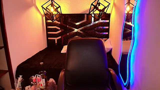 scarleth blue online show from March 21, 8:19 am