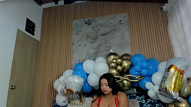 Any topless online show from October 4, 11:16 am