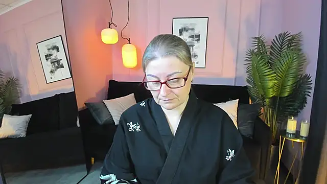 AlexandraKind online show from October 16, 1:47 pm