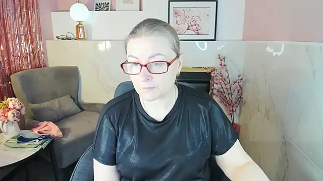 AlexandraKind online show from January 16, 1:29 pm