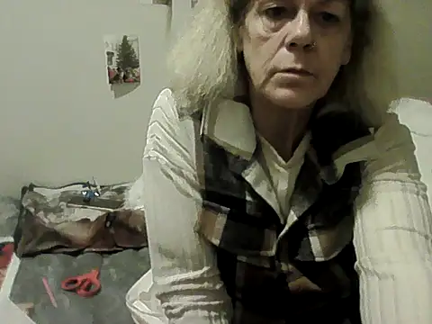 Latex shantie online show from November 24, 4:42 pm