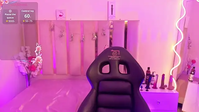 Andy tay1 online show from October 4, 3:01 am