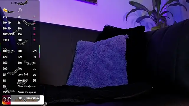 Alisson Wynter online show from February 26, 3:38 am