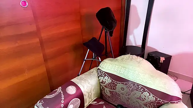 male couper online show from September 12, 7:21 pm