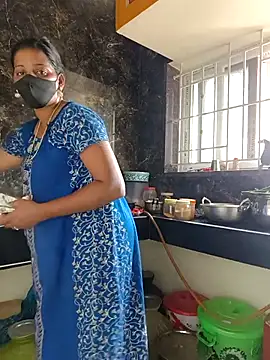 Tamil Shalini Lustyy online show from November 16, 4:03 am