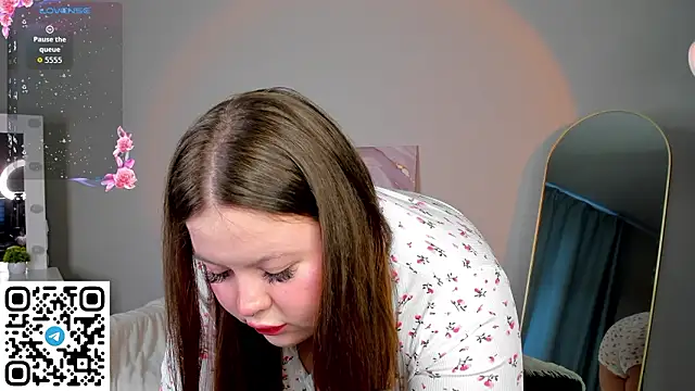 Lisa Payne online show from March 10, 9:35 am