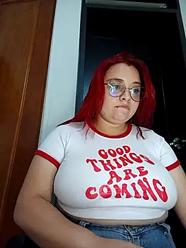 CURVY-HORNY online show from December 15, 11:10 pm