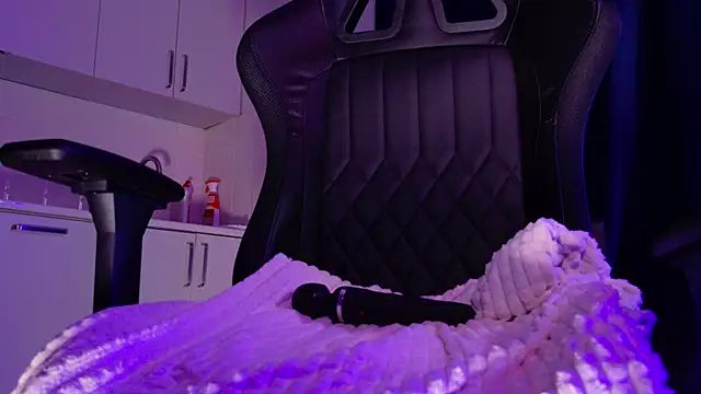 Mishel Blessing online show from March 2, 5:08 am