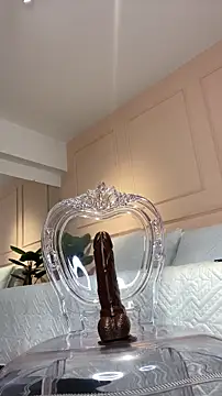 SHARONN     online show from February 21, 6:36 am