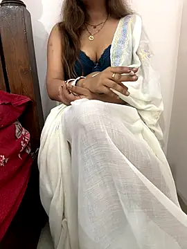 HoneyBearCpl online show from October 29, 3:36 pm