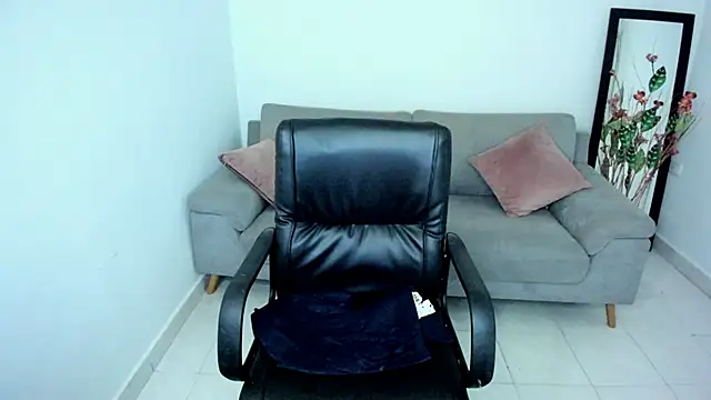 Adele Sweett online show from September 18, 12:37 pm