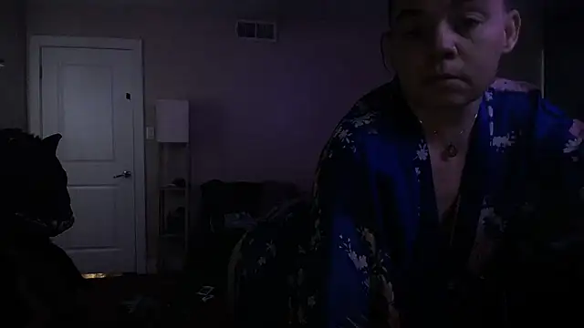 DripDropNLiqour online show from October 16, 11:57 am