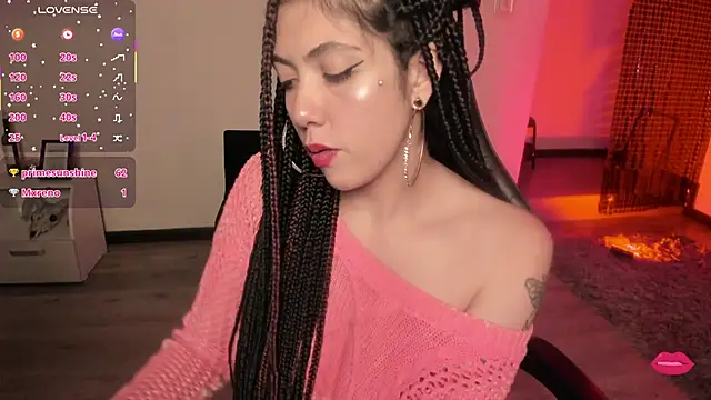 Aurora Hotson online show from September 18, 2:43 am