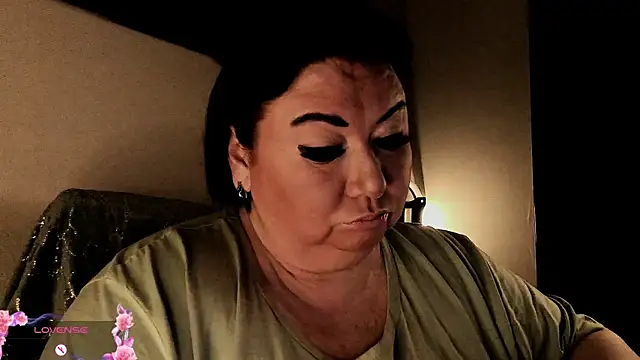 SexxyDreams1 online show from October 11, 2:49 am