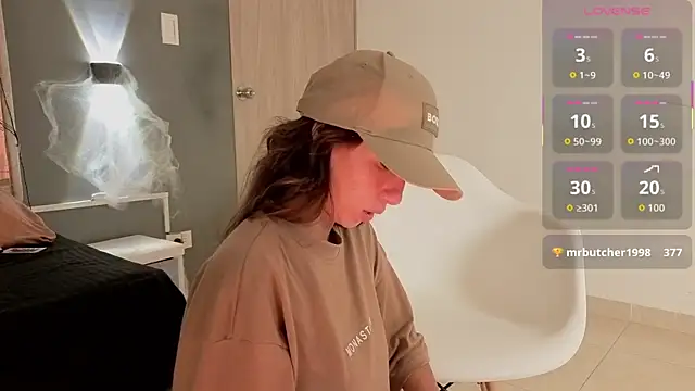 jolie lov online show from October 9, 3:05 pm