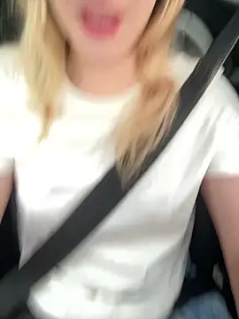 NicoleCut online show from March 4, 2:01 pm