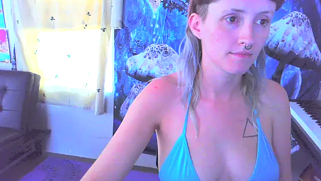  hellostormy  online show from October 8, 3:27 pm