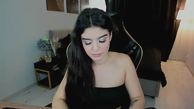 AlluringAriel online show from October 22, 7:41 pm