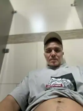 adam-rivera online show from October 31, 1:07 am