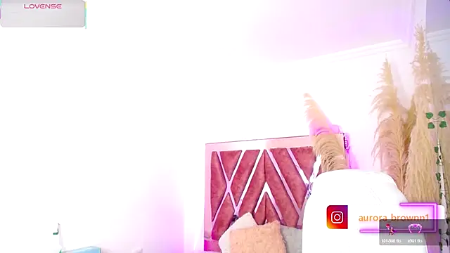 Aurora Brownn online show from September 12, 4:35 am