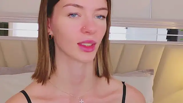 MeganMour online show from October 27, 5:41 pm