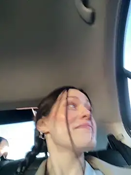 Mia Mia M online show from April 10, 4:13 pm