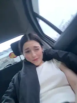 Mia Mia M online show from March 2, 2:24 pm