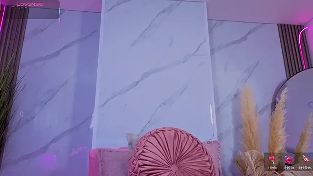 Chlooee   online show from October 27, 2:29 am