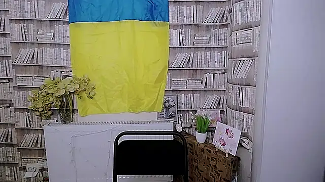 Lina Star S online show from October 13, 9:56 am