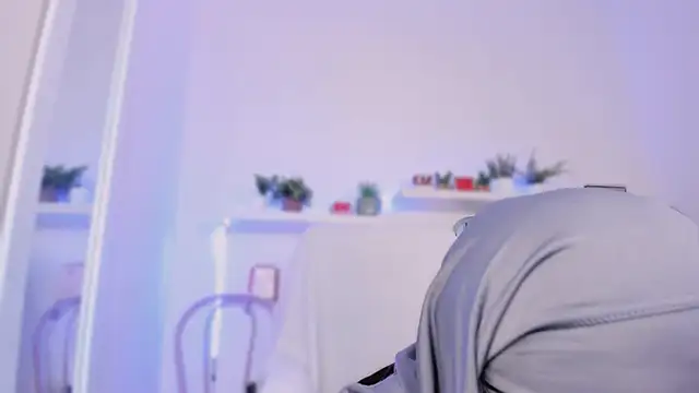 jazmin anbar online show from October 23, 7:09 pm