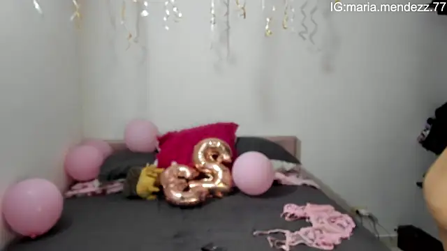 maria mendez  online show from October 3, 3:00 am