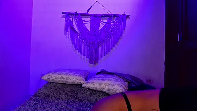 anais tgn online show from October 14, 11:57 am