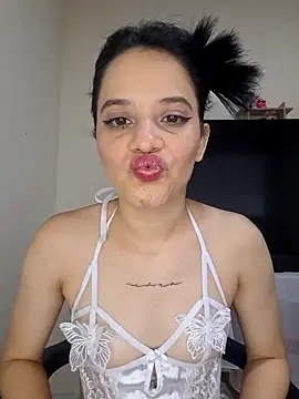 franchezkavegaaa online show from September 11, 3:01 pm