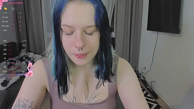 tender kiitty online show from January 8, 4:22 pm