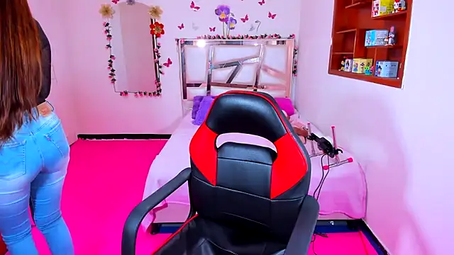 perlabeautiful online show from February 28, 12:43 am