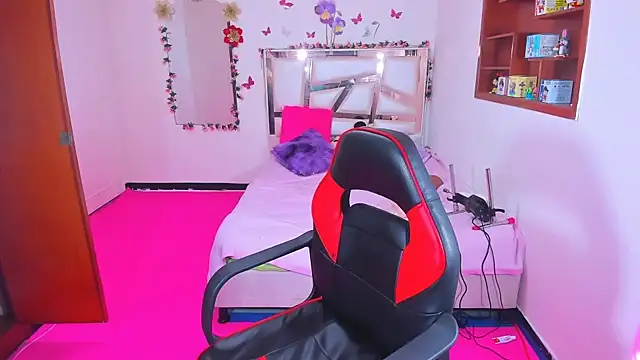 perlabeautiful online show from February 18, 12:10 am