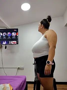 Miss balloonsmila online show from October 8, 5:06 pm