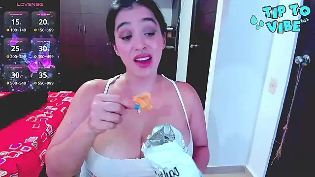 hugetits90xxx online show from September 23, 1:26 am