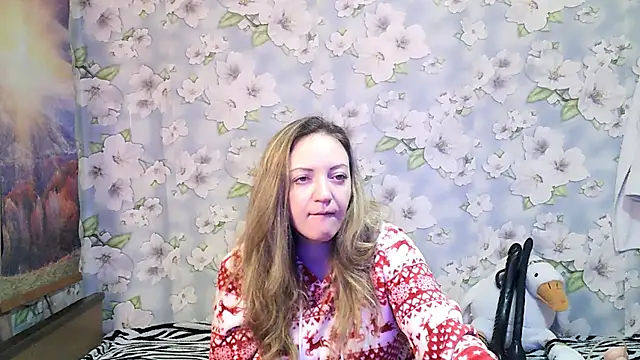 KattyLuuu online show from October 25, 9:21 pm